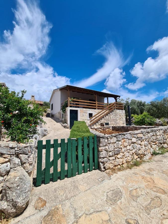 Villa Kuca Za Odmor Buba, Otok Zut Pristanisce Exterior foto