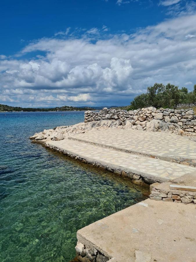 Villa Kuca Za Odmor Buba, Otok Zut Pristanisce Exterior foto