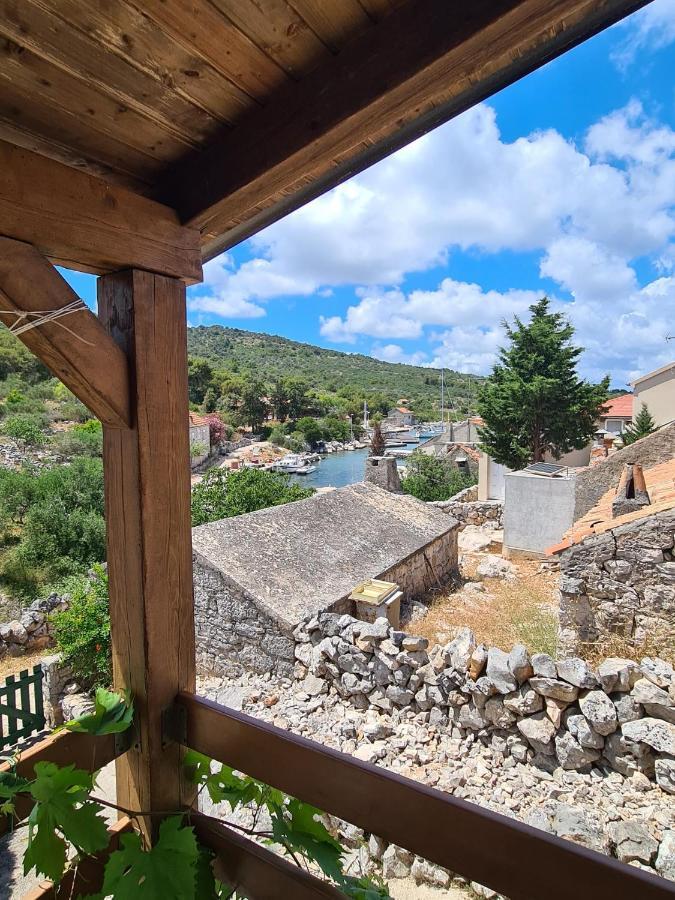Villa Kuca Za Odmor Buba, Otok Zut Pristanisce Exterior foto